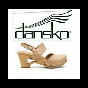 Dansko Thea Clog - Size 37 in Natural/Bone